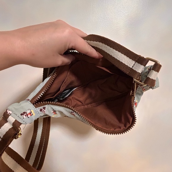 Mickey Mouse Disney Crossbody - Picture 2 of 2